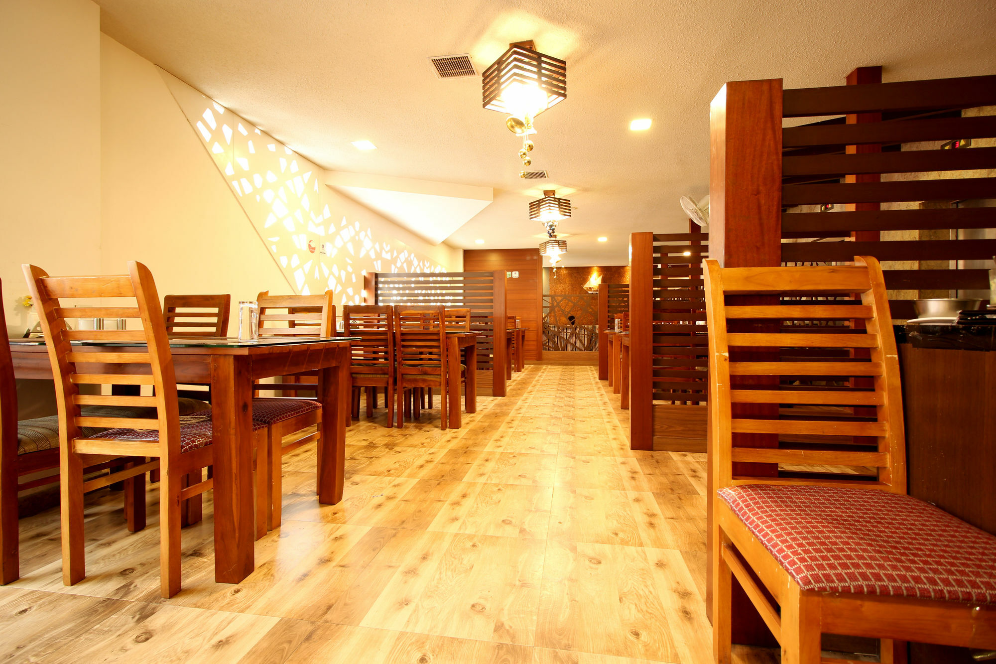 Treebo Trend Edge St Marks Road บังกาลอร์ ภายนอก รูปภาพ